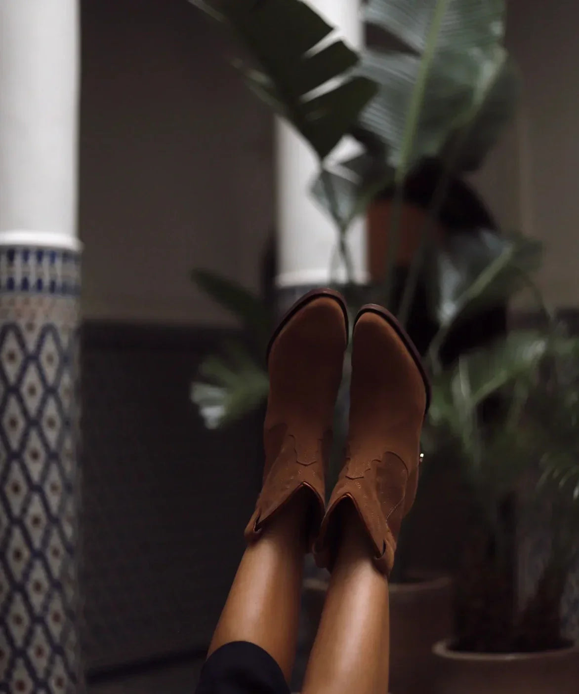 Cómo limpiar zapatos de ante para que luzcan como nuevos