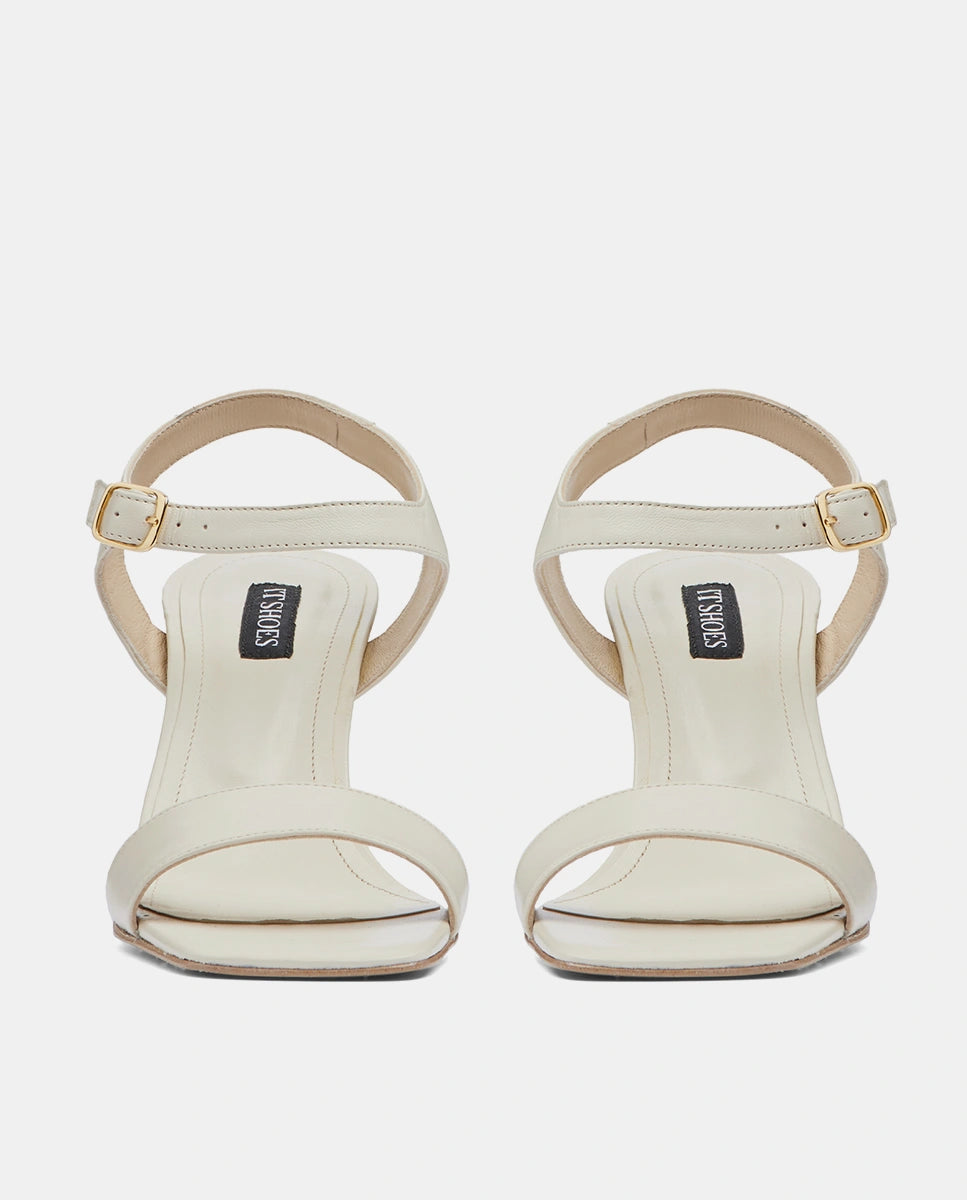 sandalias con tacón color blanco piel mujer
