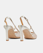 zapatos transparentes color champán con tacón