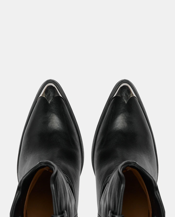 botas negras piel media caña