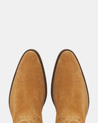 Detalle pespunte Botas camperas camel caña alta mujer