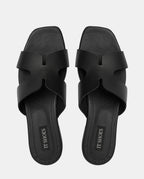 sandalias negras planas para mujer