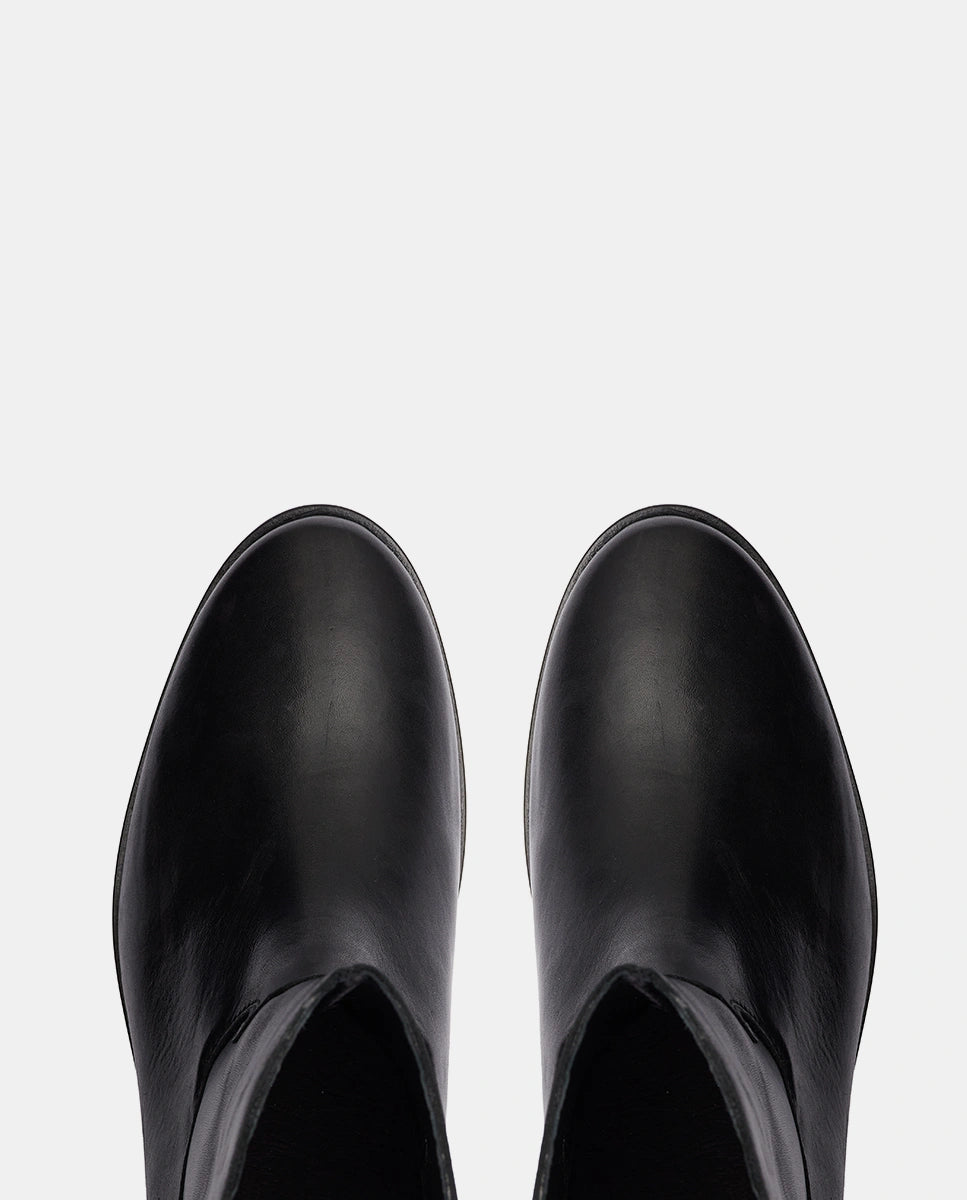 Black Chelsea Boot