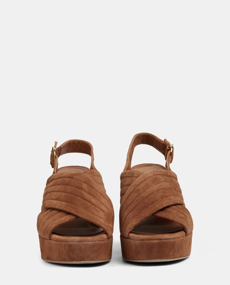 It Francine Camel
