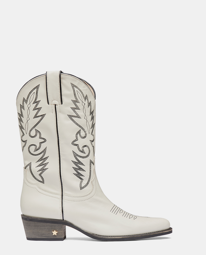 bota blanco hueso tipo cowboy con caña baja para mujer