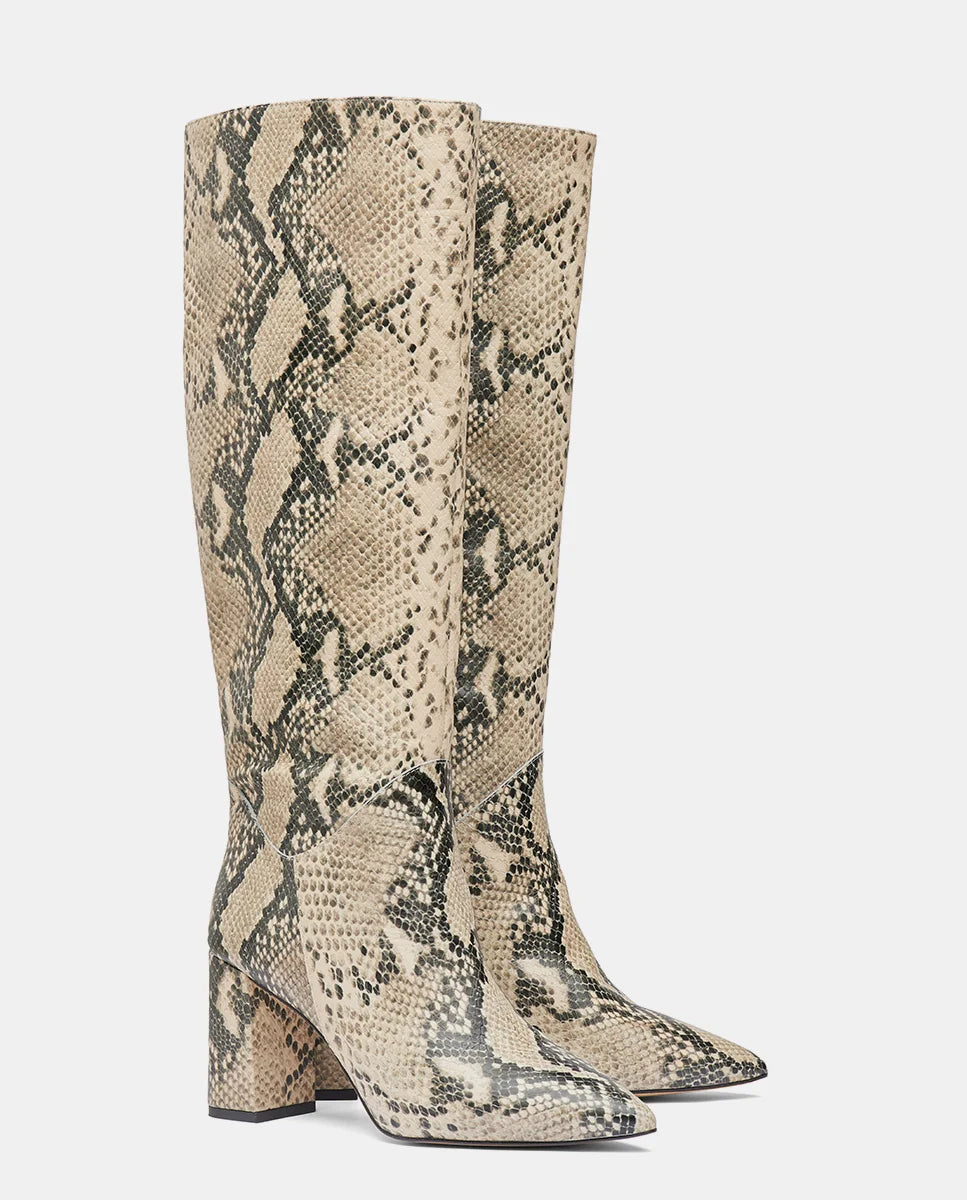 botas caña alta estampado serpiente con tacón