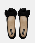 Zapatos en ante negro con lazo y tacón medio