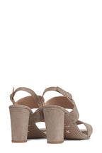 IT GISELE TAUPE