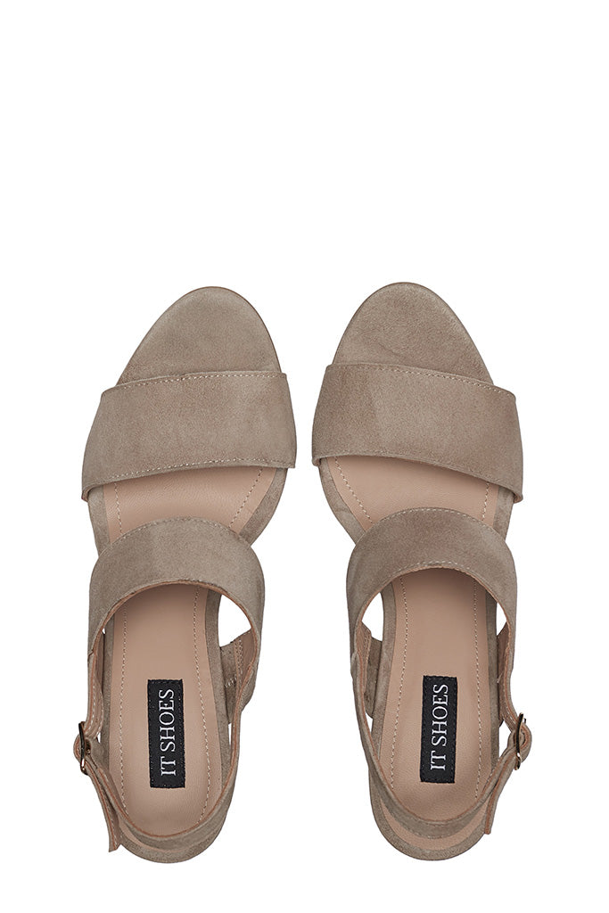 IT GISELE TAUPE
