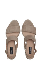 IT GISELE TAUPE